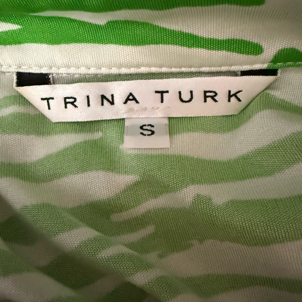 ⭐️3/$20 Trina Turk neon Green White animal print stripe Dress w/tie belt size S - Picture 3 of 7